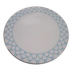 B by Brandie Turquoise Scallop Rim on White Field Gold Trim Dinner Plate 10" EUC